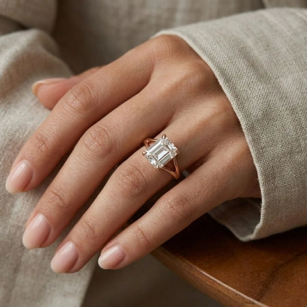 Split-Shank Hidden Halo Ring