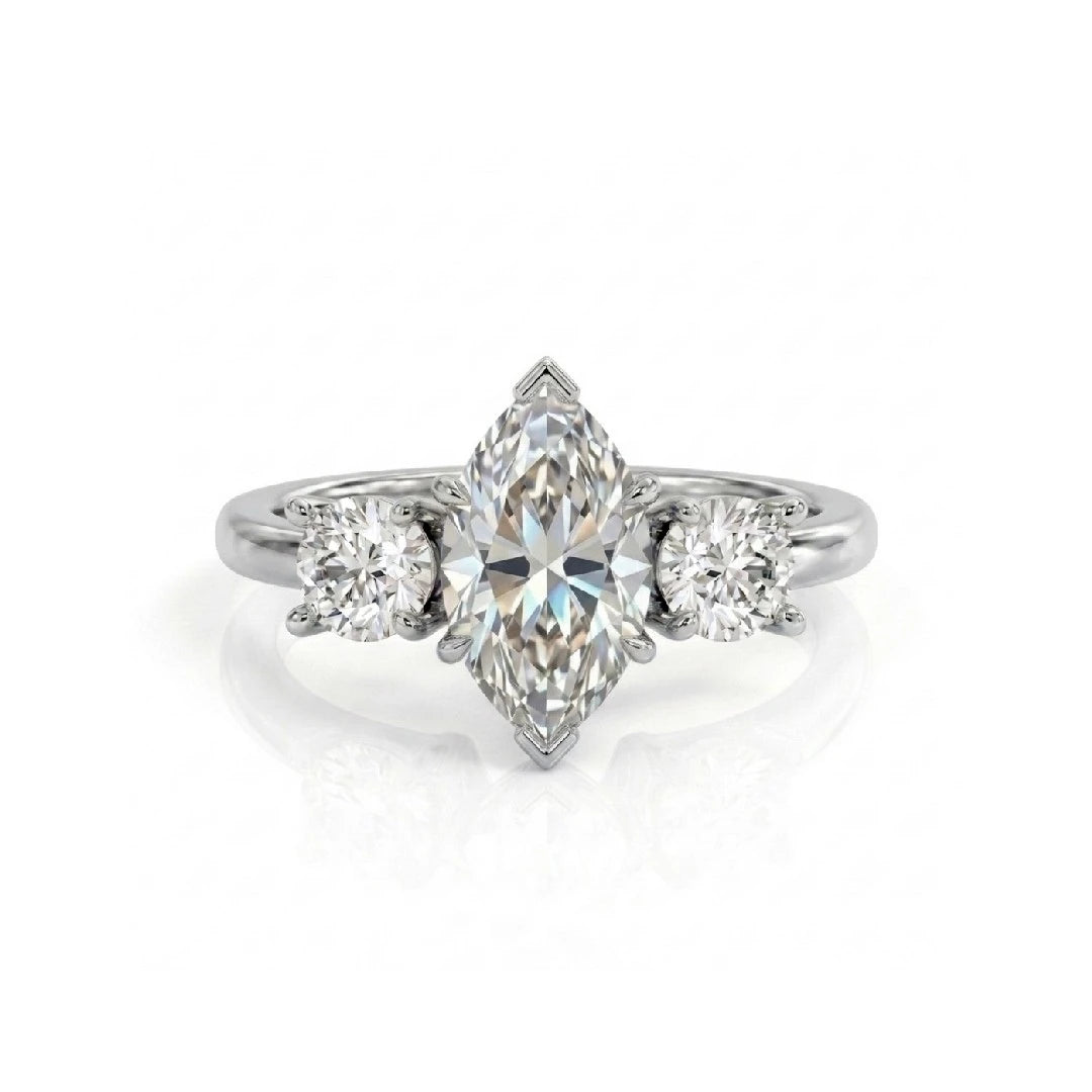 Three Stone Ring Round Cut Diamond