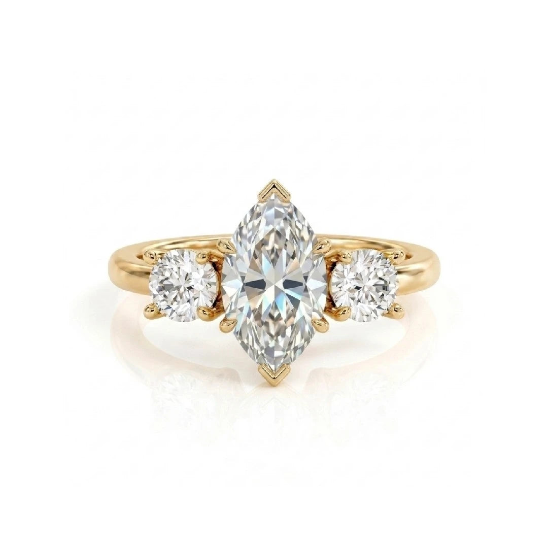 Three Stone Ring Round Cut Diamond