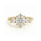 Three Stone Ring Round Cut Diamond