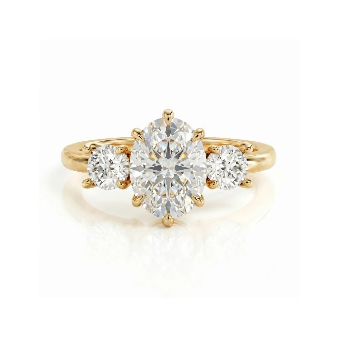 Three Stone Ring Round Cut Diamond