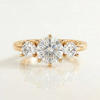 Three Stone Ring Round Cut Diamond