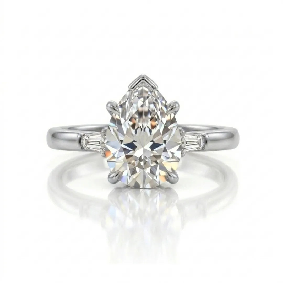 Three Stone Ring Emerald Diamand Shape