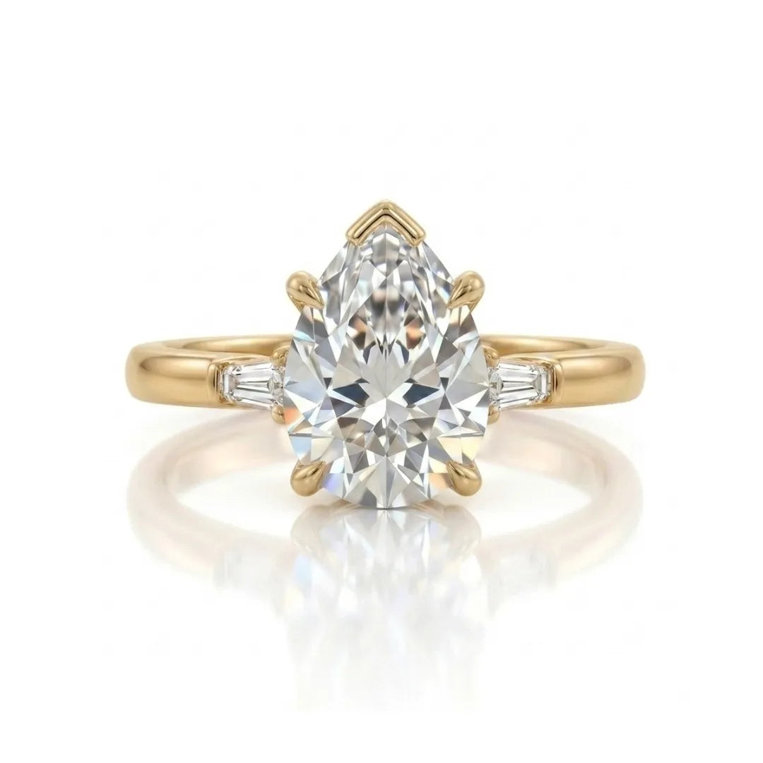 Three Stone Ring Emerald Diamand Shape