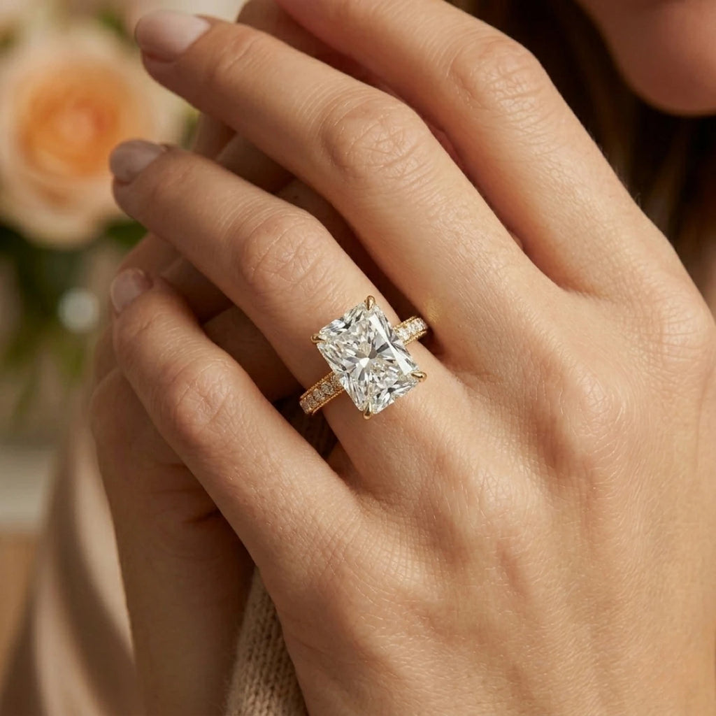 Pavé Claw Radiant Ring