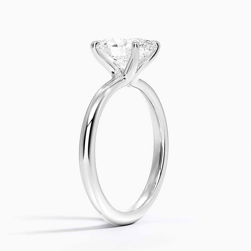 Manon Solitaire Ring