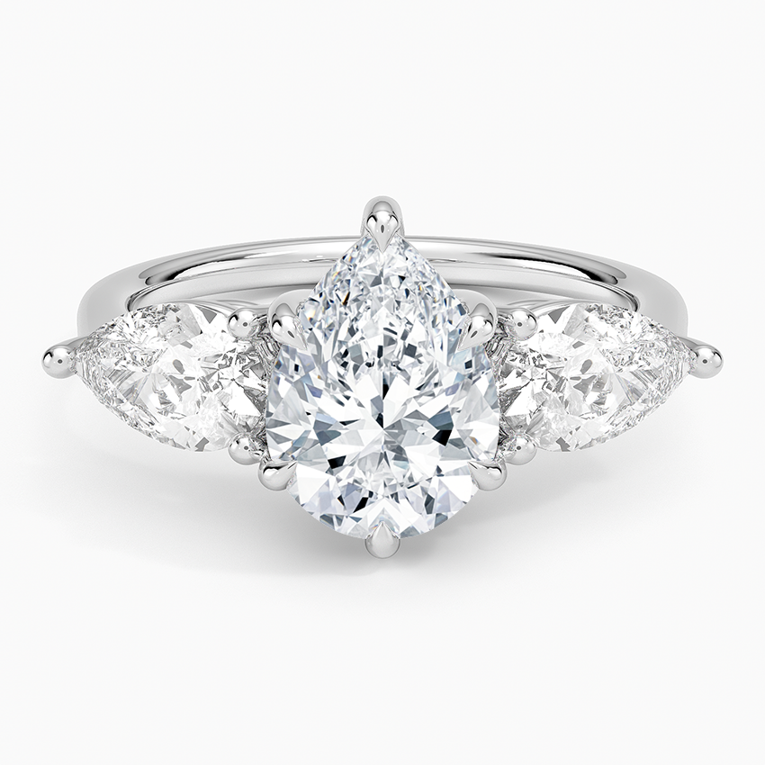 Luxe Opera Three Stone Diamond Ring