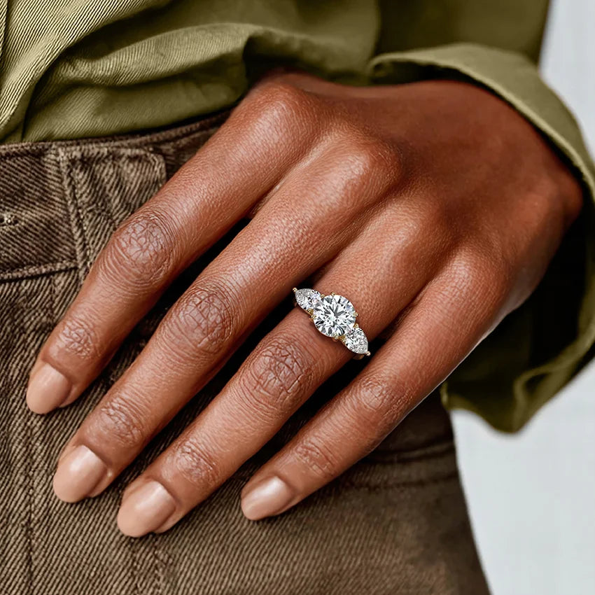Luxe Opera Three Stone Diamond Ring