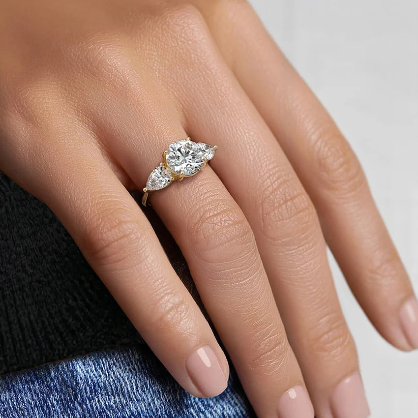 Luxe Opera Three Stone Diamond Ring