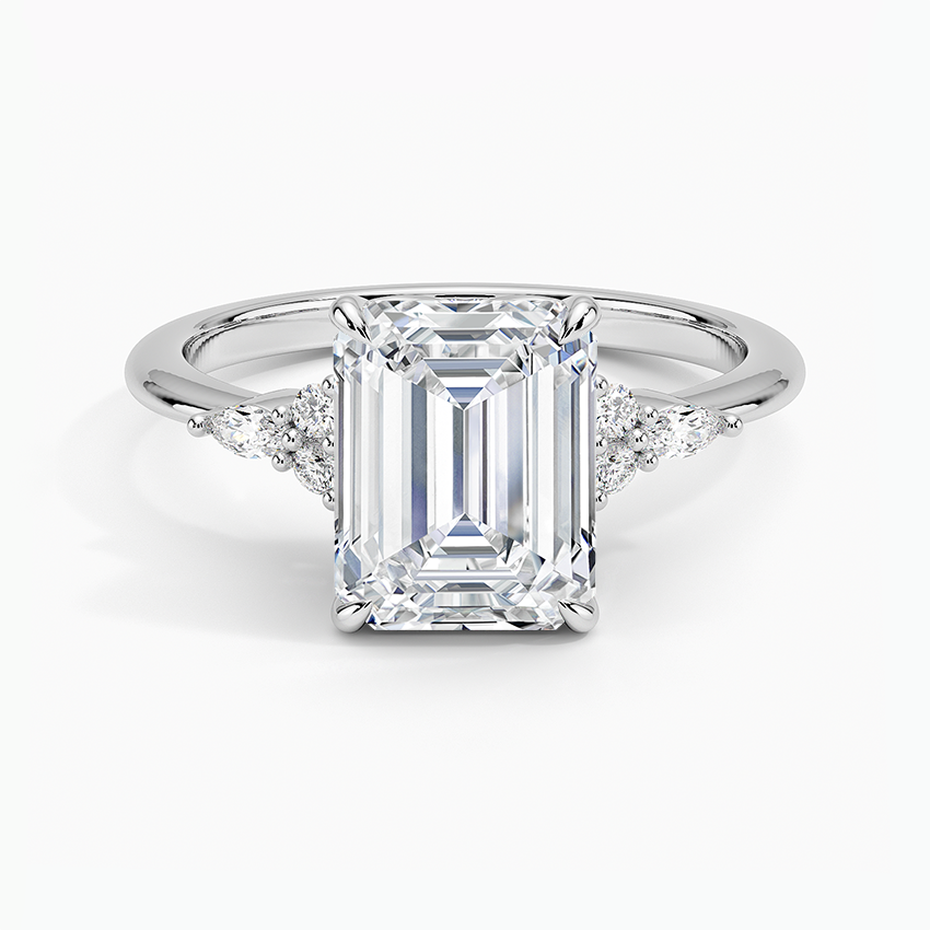 Nadia Diamond Ring in Platinum