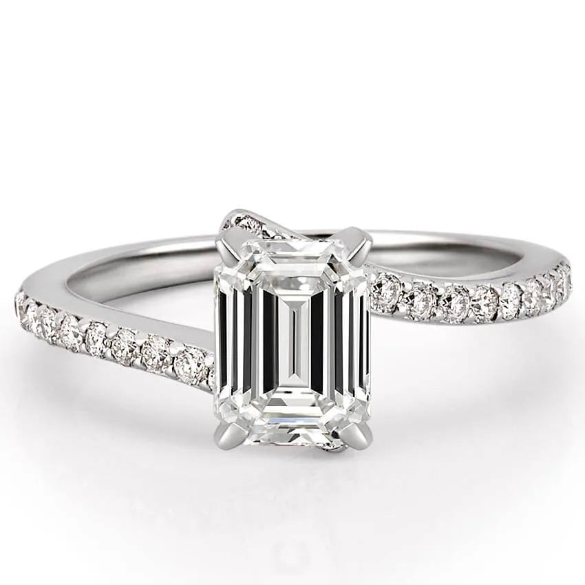 Patronus Unique Ring With Pave Side Stones