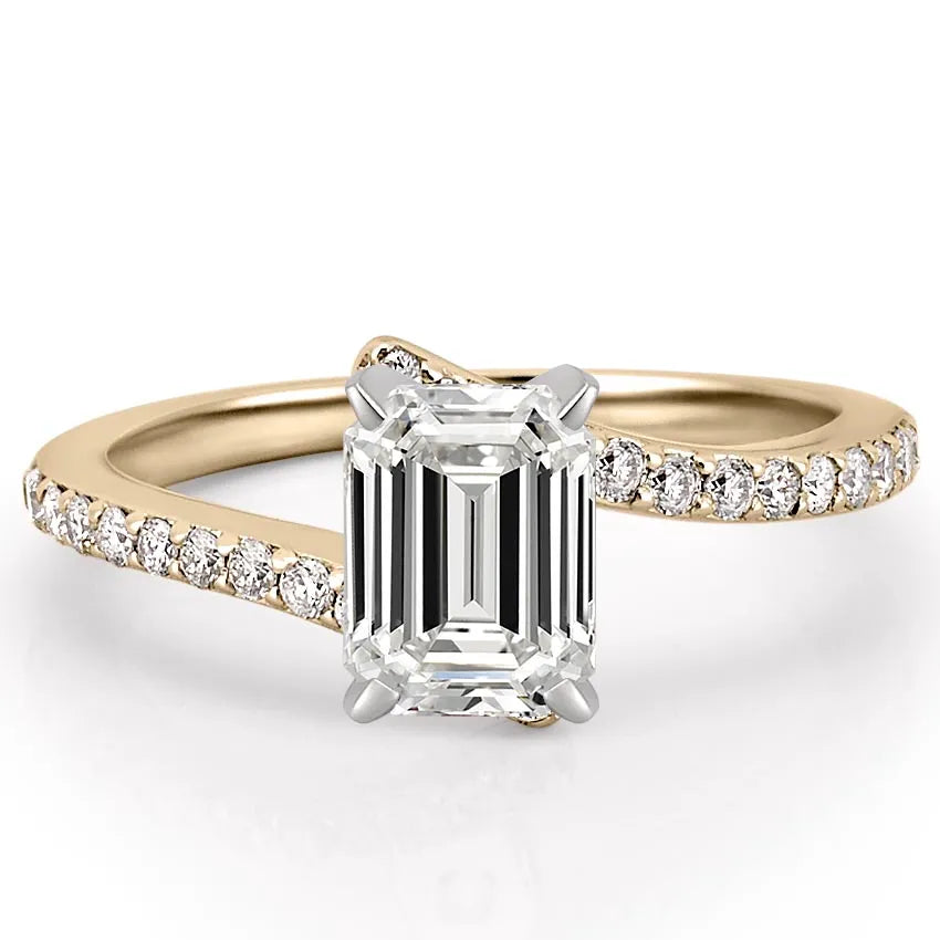 Patronus Unique Ring With Pave Side Stones